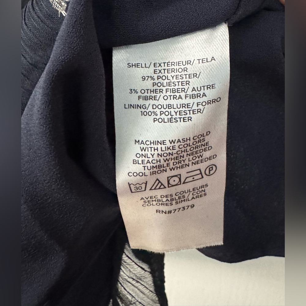 Ann Taylor Petite Metallic Designed Blouse with a Bow - Picture 8 of 9